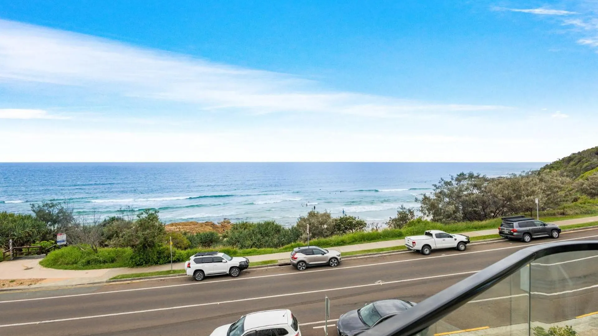 Luxury Coolum Beachfront Apartment