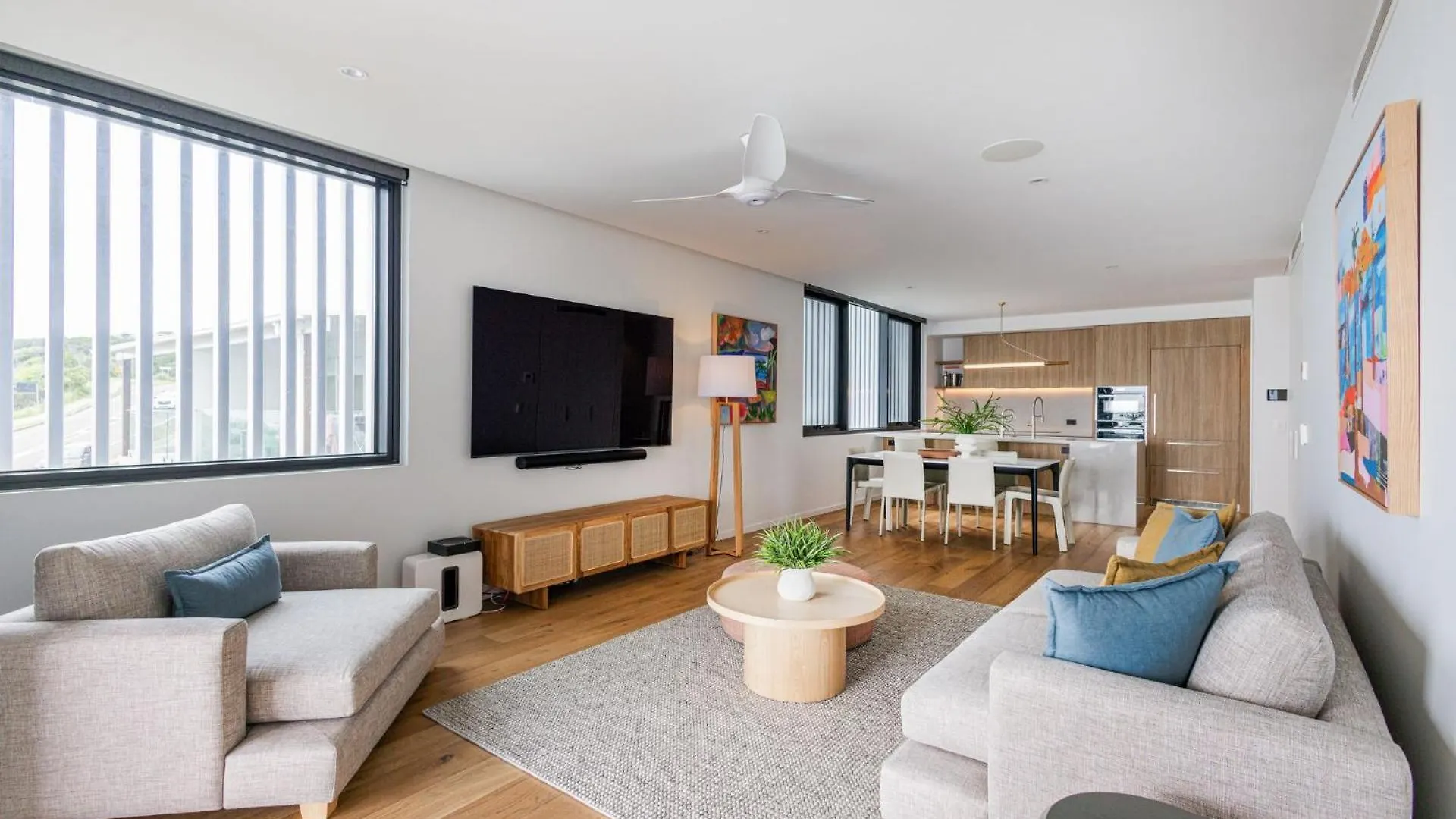 Luxury Coolum Beachfront Apartment