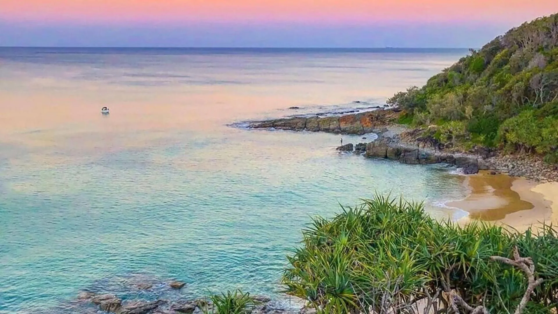 Coolum Beachfront Apartment クーラムビーチ